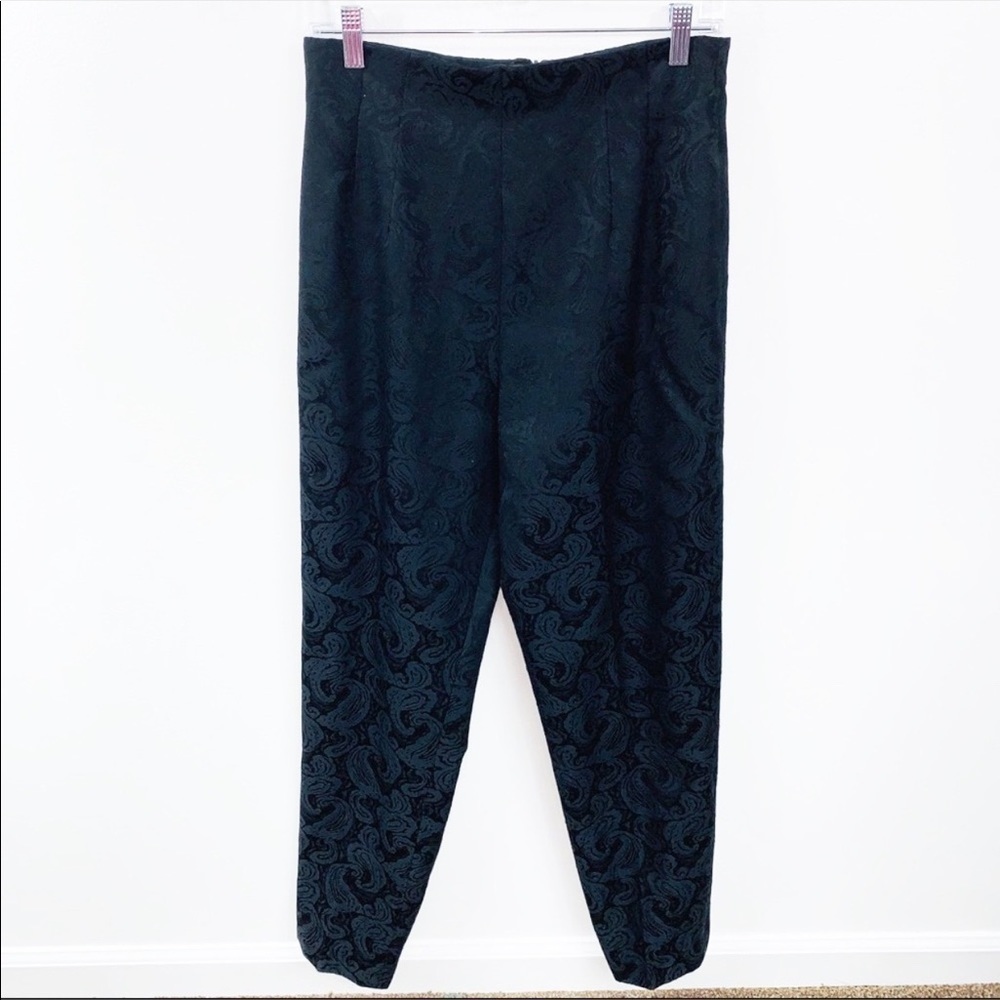 Linda Segal Black Paisley Print Dress Pants